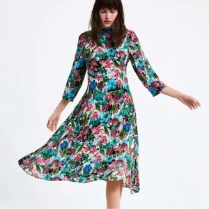 Zara Floral Print Mock NecK Midi Dress Size M